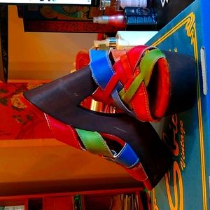 Sbicca Vintage Strappy Sandals Heels Size 9